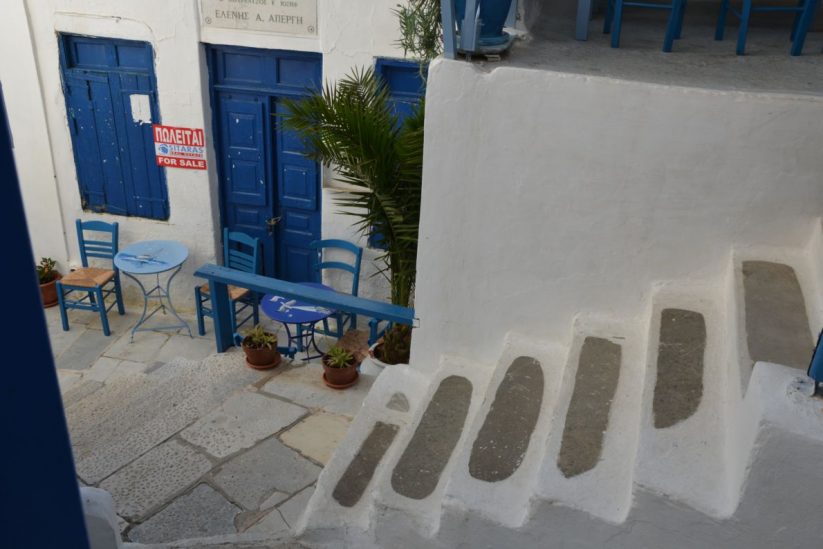 The cafe of Dimitra - Kardiani, Tinos - Greek Gastronomy Guide