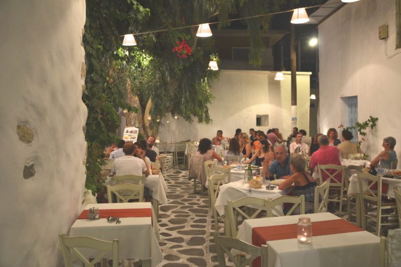 Apostolis restaurant in Naxos