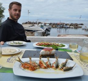 Kavouropetra Tavern - Aegina - Greek Gastronomy Guide