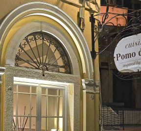 Pomo D'oro Restaurant Corfu