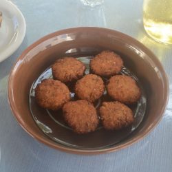 Ταβέρνα το Στέκι - Πλατύς Γιαλός, Σίφνος - Greek Gastronomy Guide