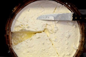 Βαρελίσιο τυρί Κεφαλονιάς - Φέτα Κεφαλονιάς