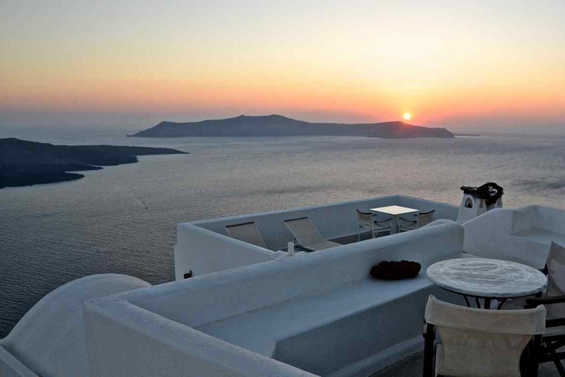 Aigialos Niche Residences & Suites Σαντορίνη - Greek Gastronomy Guide