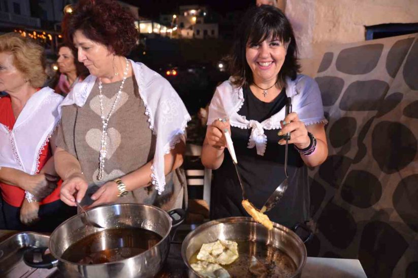 Xerotigana Amorgos - Amorgian sweet - Greek Gastronomy Guide