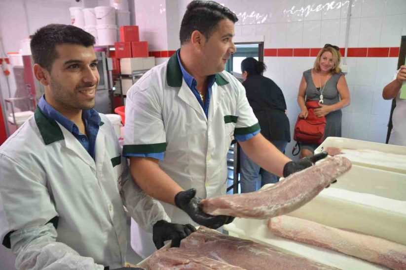 Roussounelos Meat Supermarket - Louza Syros - Greek Gastronomy Guide