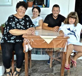 Café - Taberna en Pyrgos - Arkesini, Amorgos - Guía de gastronomía griega