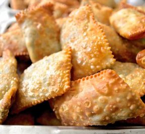 Tartas de queso Amorgos - Tartas amorgianas - Guía de gastronomía griega