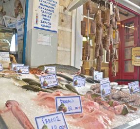 Hermoupolis Markt - Syros - Griechischer Gastronomieführer