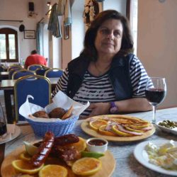 Μαίρη Παναγάκου - Γεύσεις εν Πλω - Κότρωνας, Μάνη - Λακωνία - Greek Gastronomy Guide
