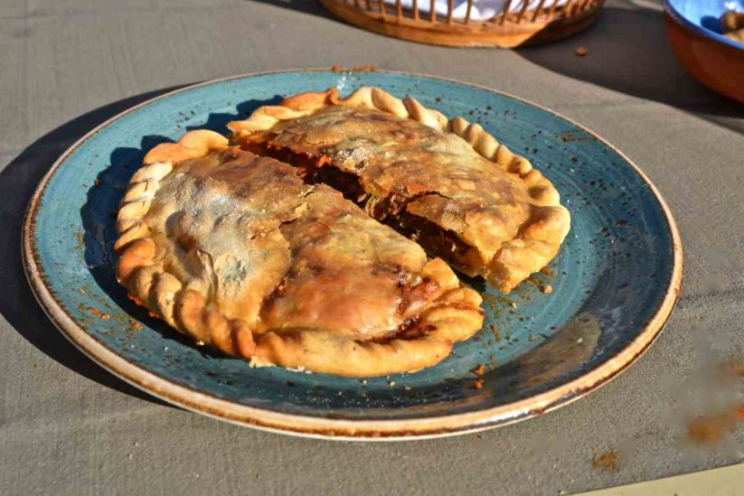 Kozouni - Mani pie - Mani, Laconia - Ghid grecesc de gastronomie