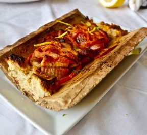 Heli - Georgia Patent Tavern, Arta - Greek Gastronomy Guide