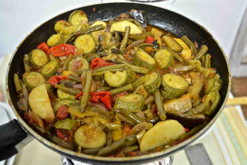Toυρλού ή μπριάμ - Λαχανικά στο τηγάνι - Greek Gastronomy Guide