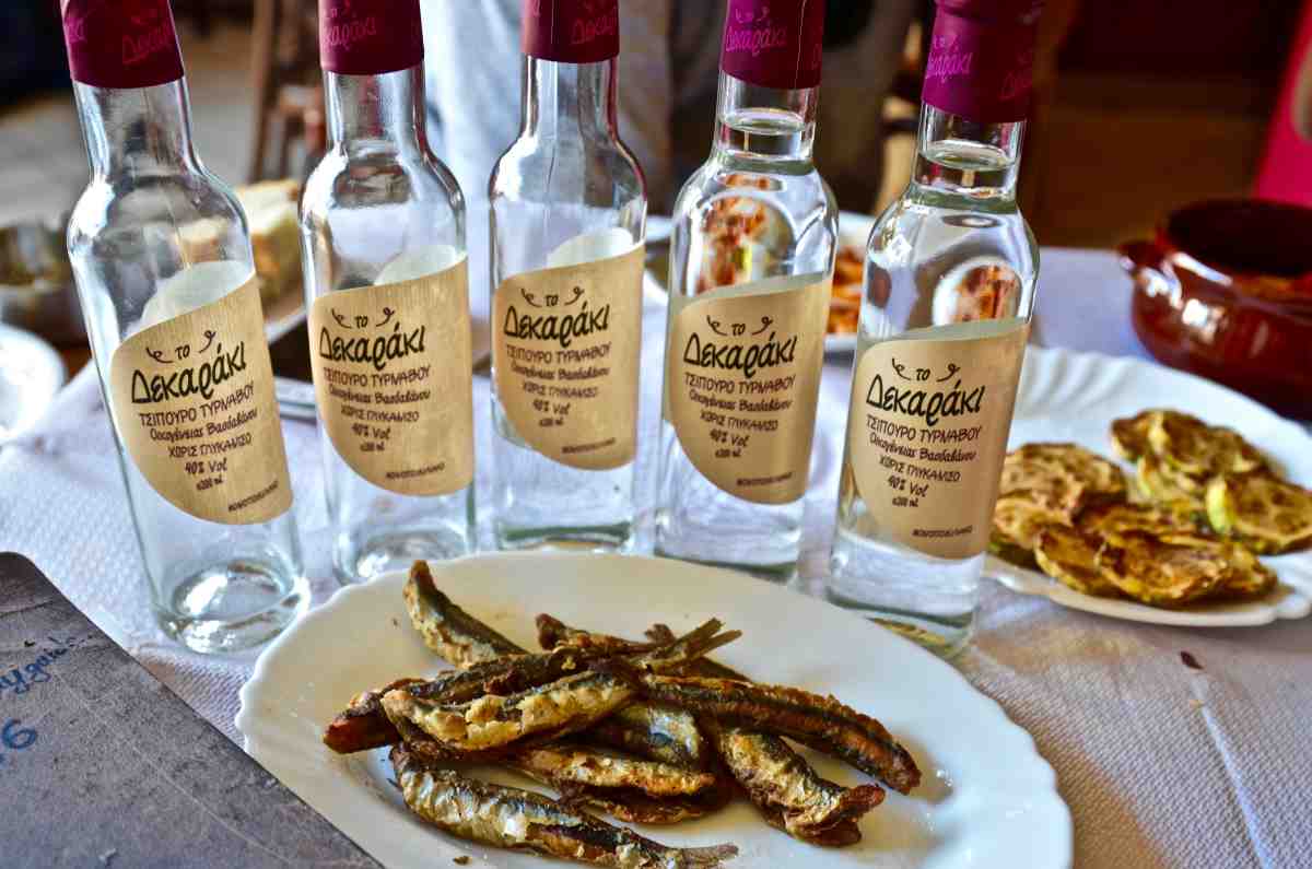 Tsipouro Tyrnavos - PGI Product, Tyrnavos - Greek Gastronomy Guide