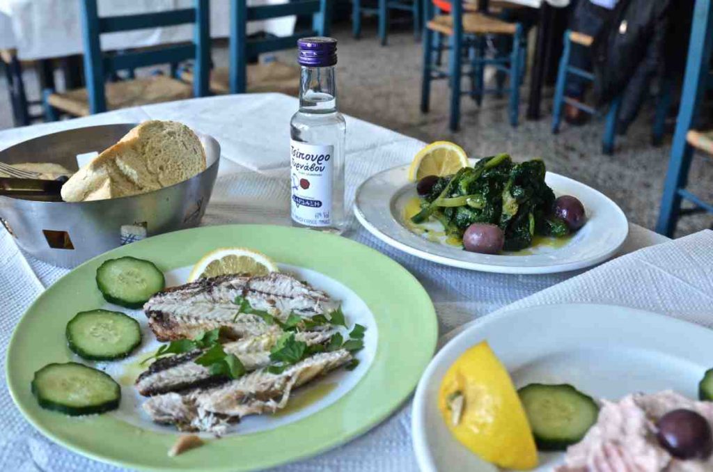 Τσίπουρο Τυρνάβου - Προϊόν ΠΓΕ, Τύρναβος - Greek Gastronomy Guide