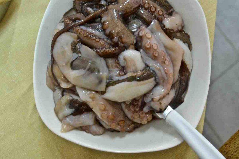 Braised octopus in the pan - Greek Gastronomy Guide