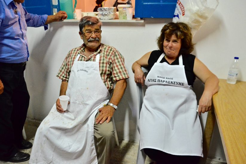 El festival de Agia Paraskevi en Amorgos - El más impresionante de las Cícladas - Guía de gastronomía griega