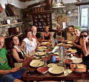 Ktima Narli - Sifnos - George Narlis - Greek Gastronomy Guide