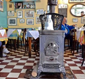 Cafe-Ouzo Tsinari - Ano Poli, Salonic - Ghid de gastronomie greacă