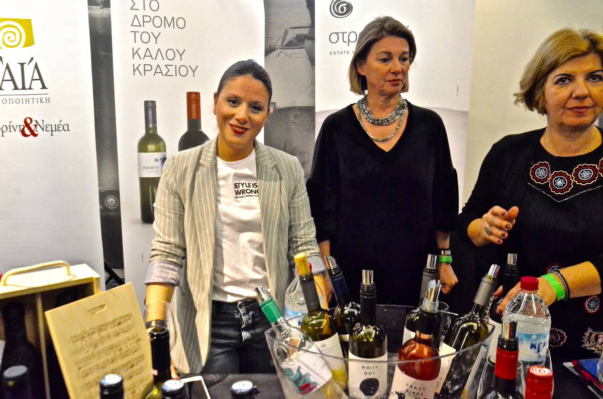Beeindruckende Präsentation der Peloponnesischen Weine im Automobilmuseum -  Griechischer Gastronomieführer