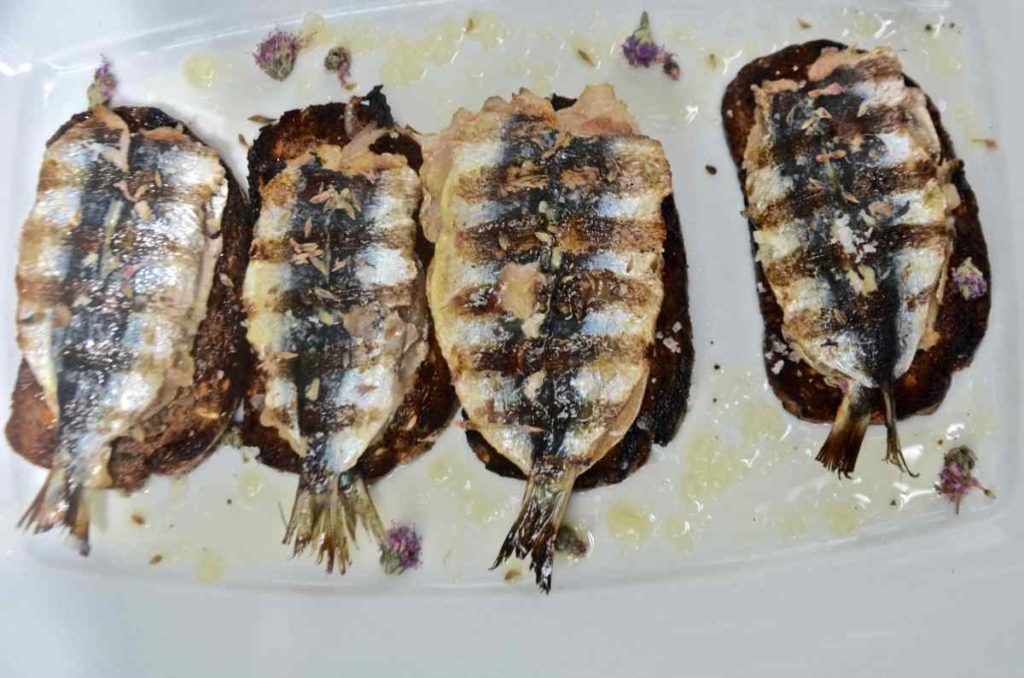 Sea Satin Nino (Γιγίνης) - Κόρθι, Άνδρος - Greek Gastronomy Guide