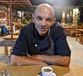 Taverna Apomero - Kampos, Chios - Guida alla gastronomia greca