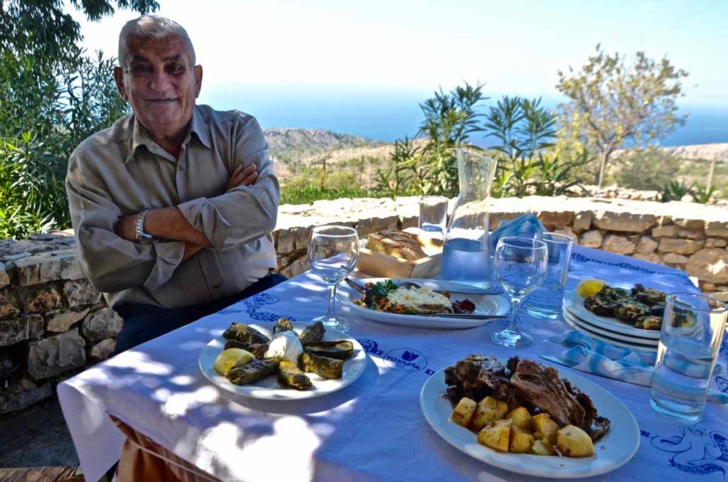 Ταβέρνα Αστέρι - Αυγώνυμα, Χίος - Greek Gastronomy Guide