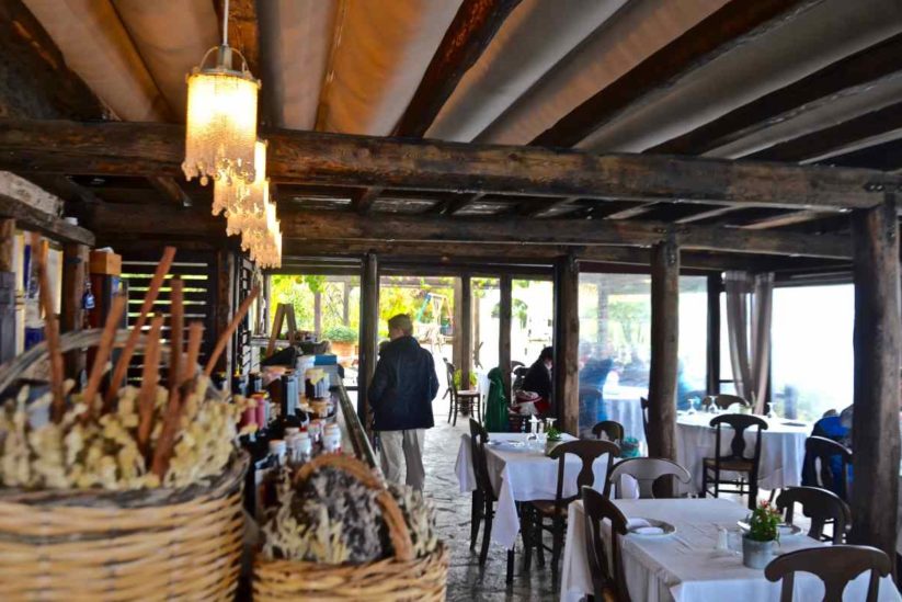 Εστιατόριο Μπουκαδούρα στη Νικήτη Χαλκιδικής - Γιώτα Κουφαδάκη - Greek Gastronomy Guide