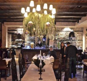 Old Town Hotel Restaurant - Naoussa - Greek Gastronomy Guide