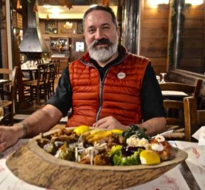 Tavernion Four Seasons - Agsos Grove Nikolaou, Naoussa - Greek Gastronomy Guide