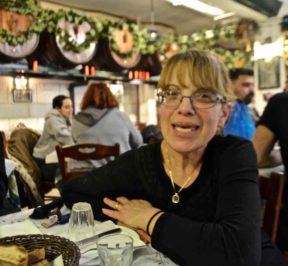 Ramona Tavern in Kallithea - Griechischer Gastronomieführer
