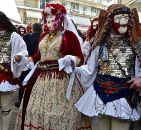 Boules or janissaries, the carnival event of Naoussa - Greek Gastronomy Guide