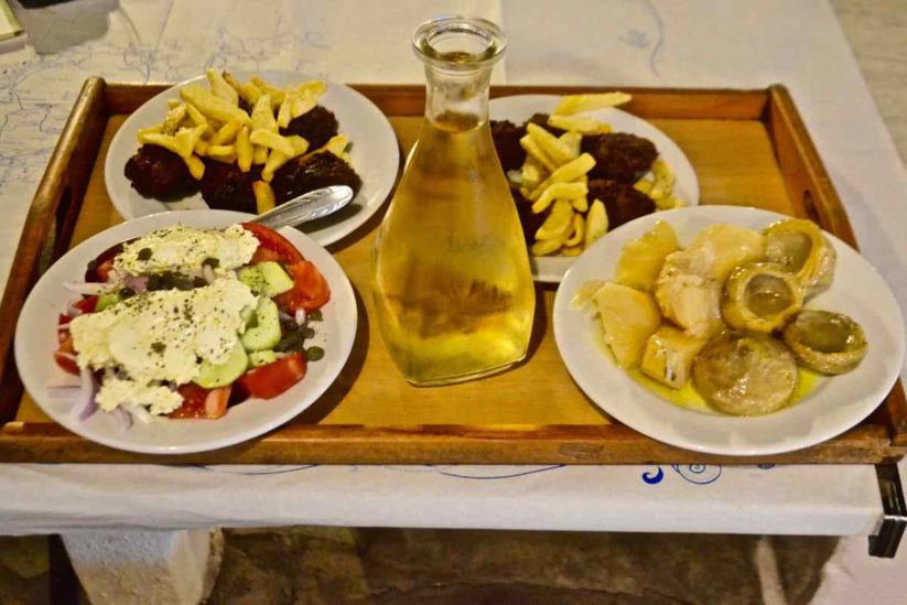 Τσιτσάνης Ταβέρνα - Βλάσσης Ρούσσος - Πρόδρομος, Πάρος - Greek Gastronomy Guide