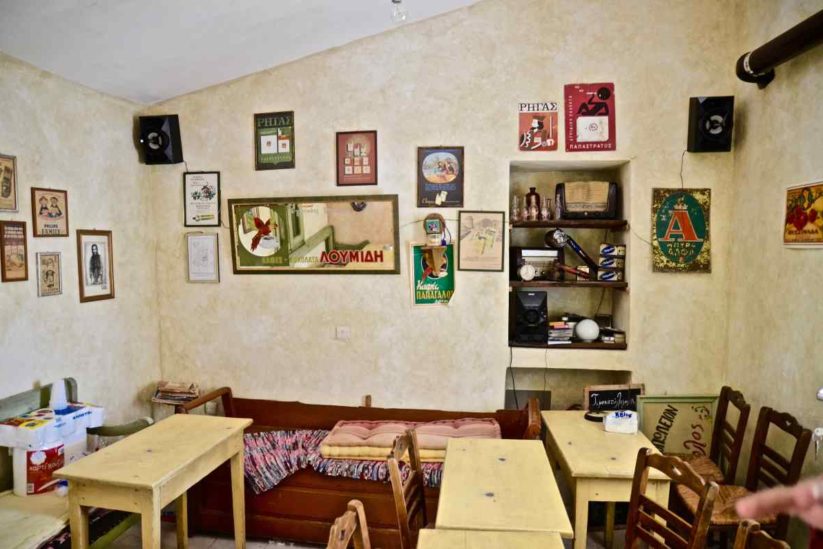 Έμπολο αυτοδιαχειριζόμενο καφενείο - Λεπτόποδα, Χίος - Greek Gastronomy Guide
