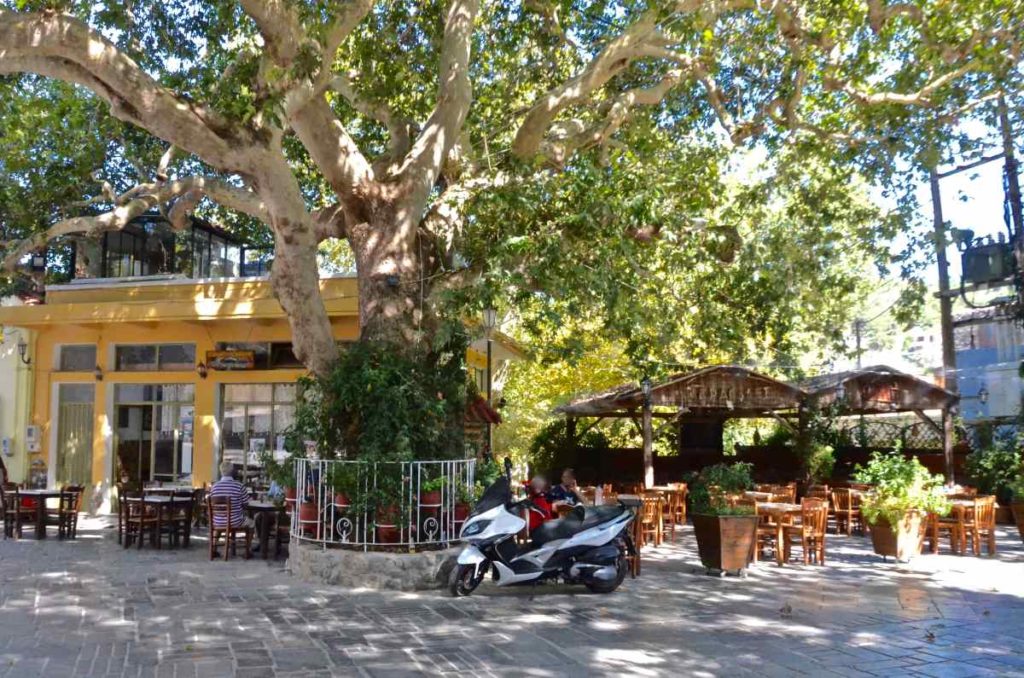 Geragides Cafe-Ouzo - Kardamyla, Chios - Greek Gastronomy Guide