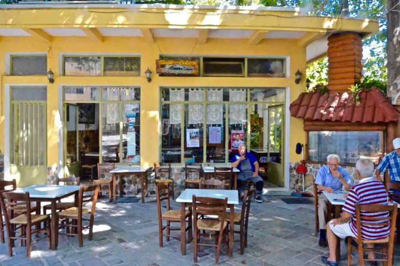 Γεραγίδες Καφέ-Ουζερί - Καρδάμυλα, Χίος - Greek Gastronomy Guide