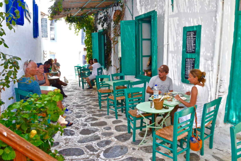tranzistoRaki - Amorgos - Greek Gastronomy Guide
