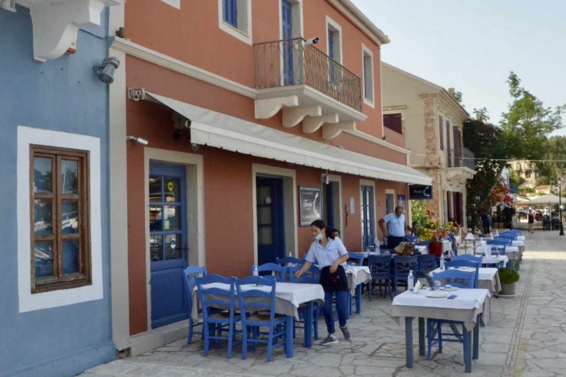 Εστιατόριο Τασία στο Φισκάρδο, Κεφαλονιά - Greek Gastronomy Guide