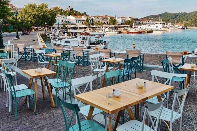 Barμπούνι Cocktail Bar - Σκιάθος - Greek Gastronomy Guide