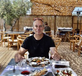 Blaue Auster - Giannis Tsachpinis und Margarita Evangelopoulou - Ambelas, Paros - Griechischer Gastronomieführer