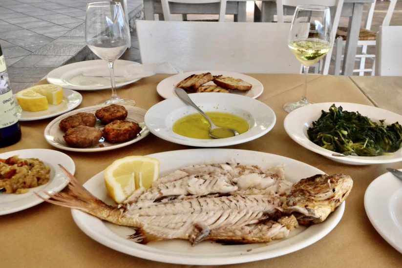 Cavo Kortia στο Κυπαρίσσι - Greek Gastronomy Guide