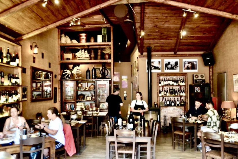 Οινικό Εστιατόριο 17 Χωριά - Νεμέα - Κώστας Τουλουμτζής & Μένιος Τουρλώτος - Greek Gastronomy Guide