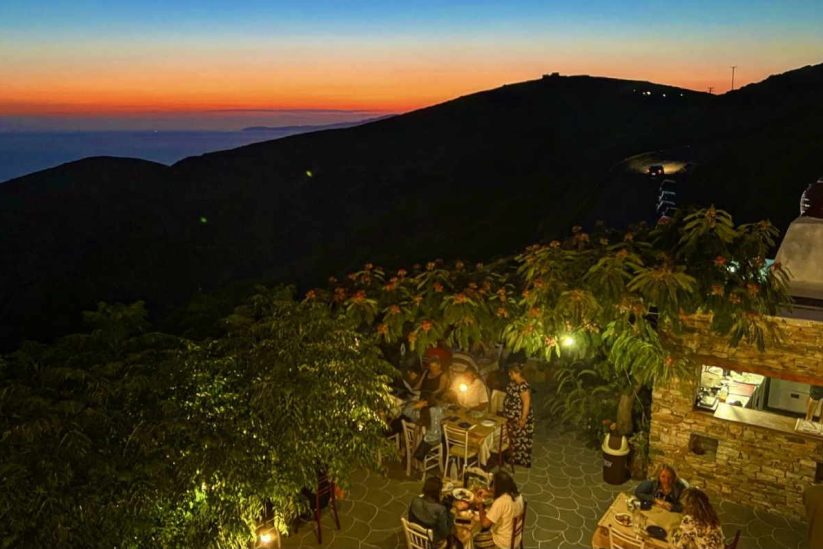 Ηλιοβασίλεμα στο Τρουλάκι - Σίφνος - Greek Gastronomy Guide