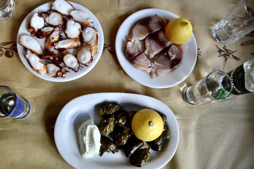 Ουζερί Λέσβος - Greek Gastronomy Guide